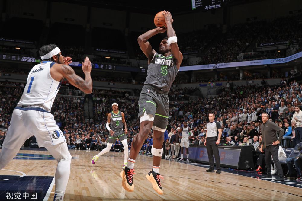 场上的每一 场上的每一