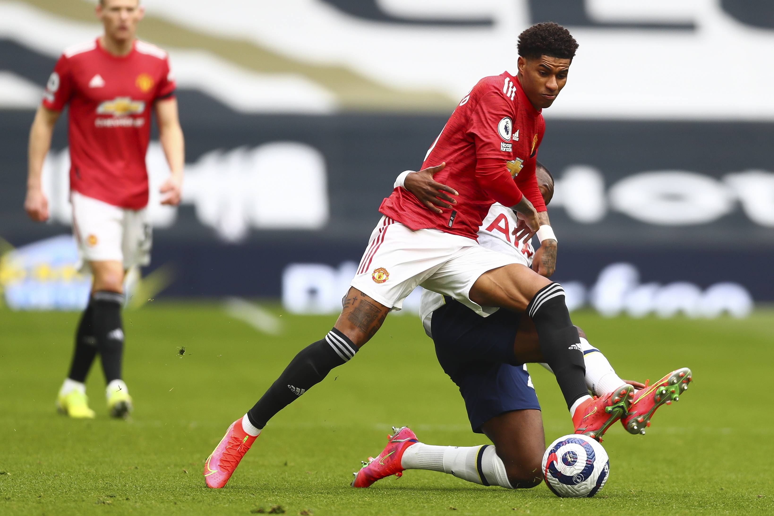 客场密集时 客场密集时